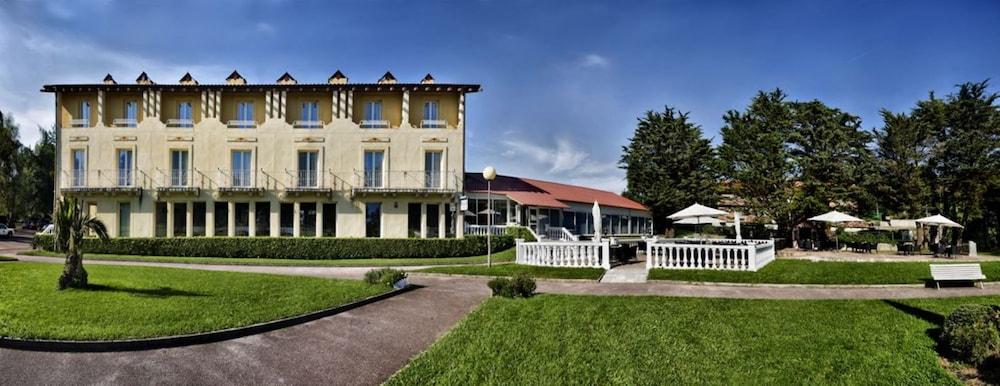Hotel Luze Boutique Сан-Себастьян Екстер'єр фото