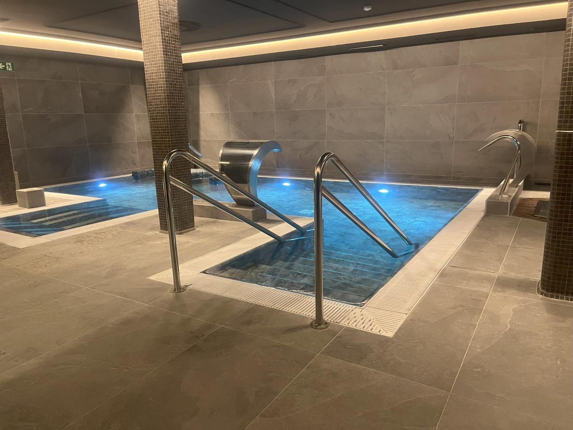 Hotel Luze Boutique Сан-Себастьян Екстер'єр фото