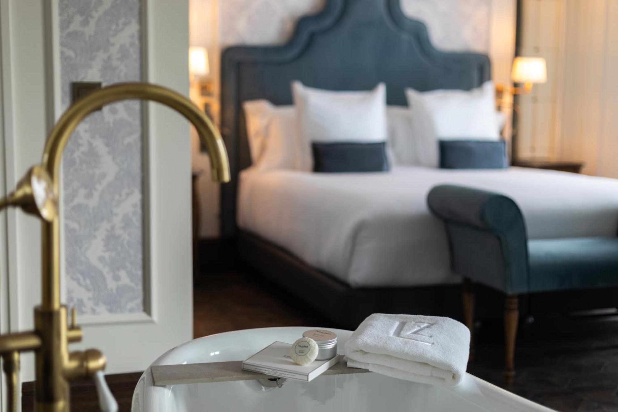 Hotel Luze Boutique Сан-Себастьян Екстер'єр фото